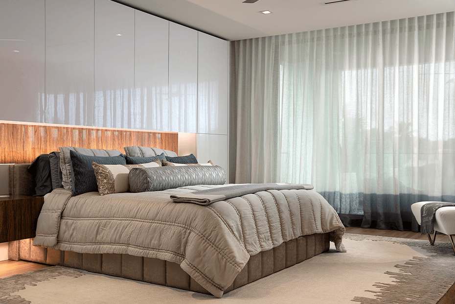 custom-upholstery-bed